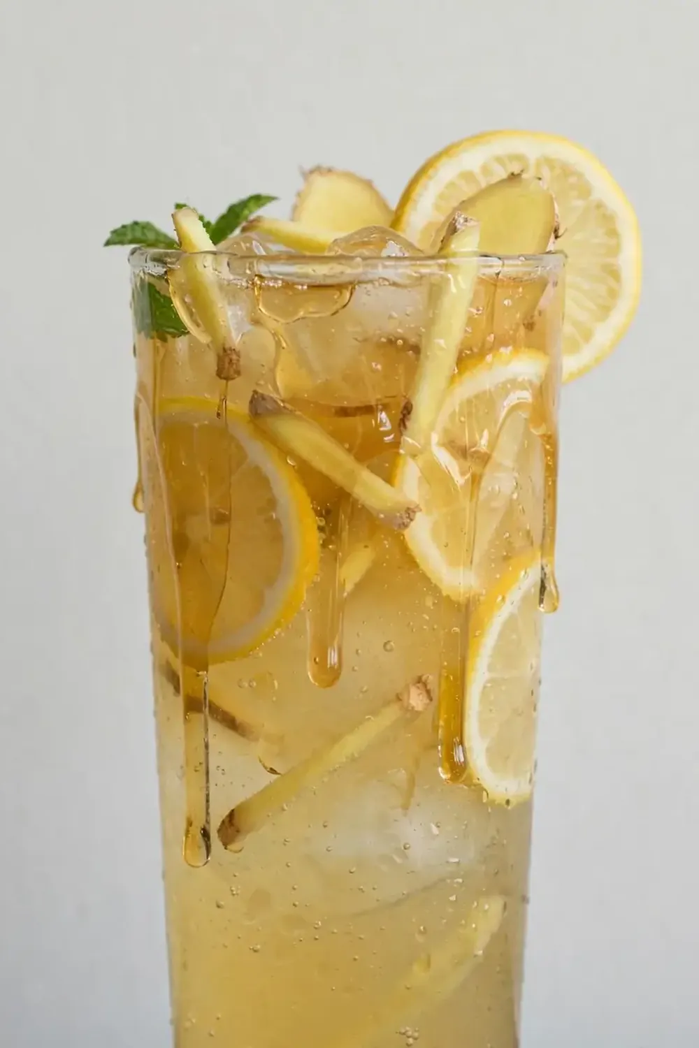 Honey Lemon Ginger Mocktail